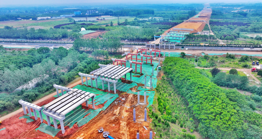 城际高速建设忙1 (2).jpg